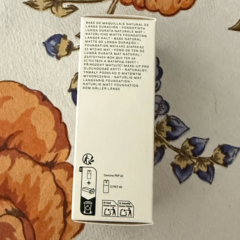 NIB Rare Beauty True to Myself Natural Matte Longwear Foundation 22